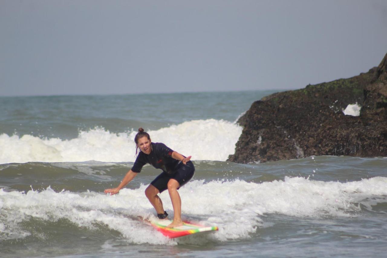 Hostal Puerto Engabao "El Surf Shelter" Εξωτερικό φωτογραφία