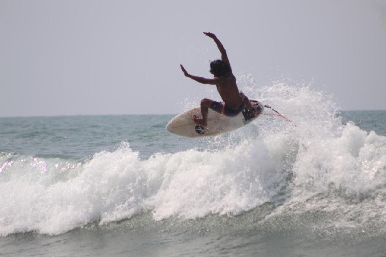 Hostal Puerto Engabao "El Surf Shelter" Εξωτερικό φωτογραφία