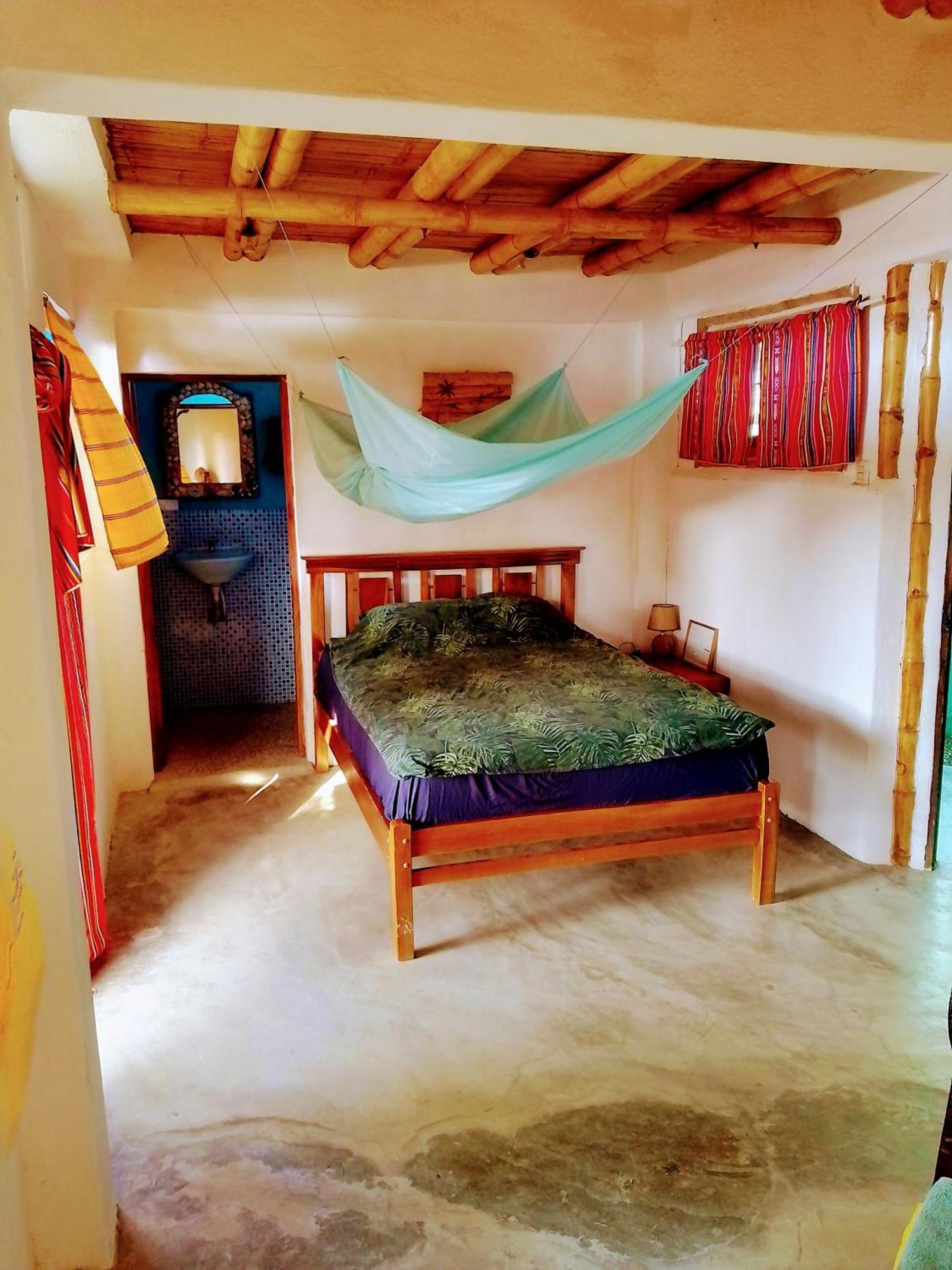 Hostal Puerto Engabao "El Surf Shelter" Δωμάτιο φωτογραφία